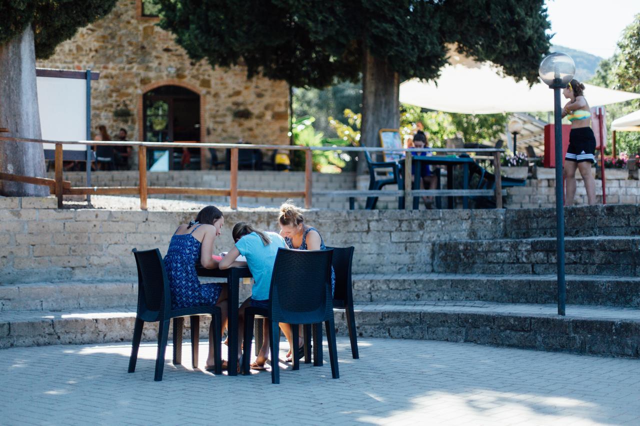 Villaggio Turistico Camping Il Fontino Scarlino Eksteriør billede
